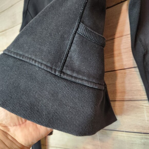 Lululemon Special Edition Scuba Hoodie Logo Size 10 Black Thumb Holes Rare Logo - Picture 16 of 16